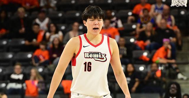 V体育-杨瀚森16中14贡献31+8得分创新高 混音不敌圣迭戈快船