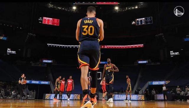 V体育网页版-6连30+库里越战越勇 冲刺季后赛冲击得分王