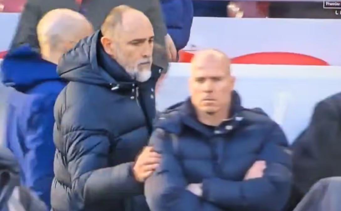 V体育娱乐-不是这个光头，图多尔把热刺工作人员阿兰-迪克松认成了斯洛特