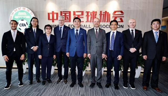 V体育下载-足协主席宋凯与国际足联秘书长在京会面